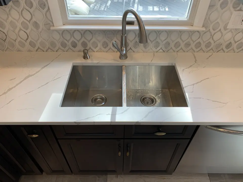 Double-bowl undermount sink