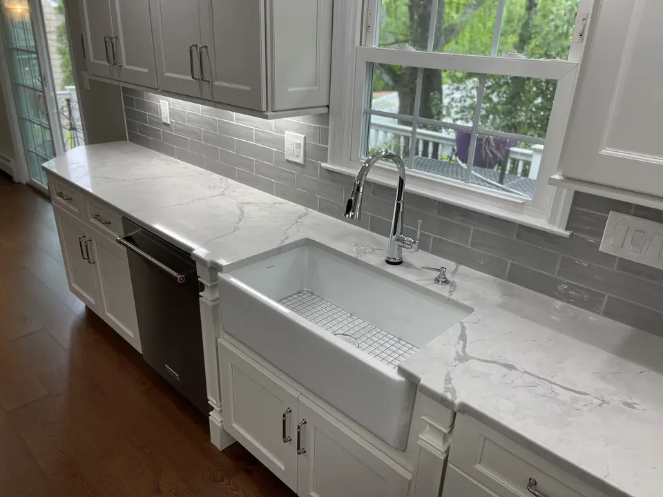 White farmhouse sink